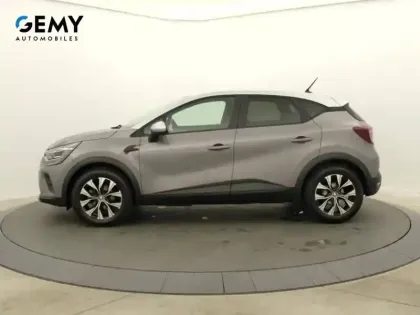 Photo 18 Renault Captur  E-Tech full hybrid 145