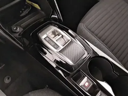 Photo 13 Peugeot 208  Electrique 50 kWh 136ch