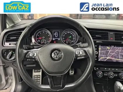Photo 11 Volkswagen Golf  1.0 TSI 115 DSG7