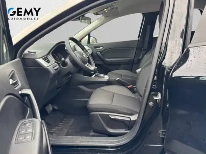 Photo 8 Renault Captur  E-Tech full hybrid 145