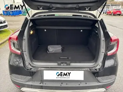 Photo 5 Renault Captur  E-Tech full hybrid 145