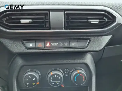 Photo 72 Dacia Sandero  SCe 65 - 22