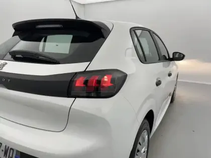 Photo 60 Peugeot 208  BLUEHDI 100 S&S BVM6