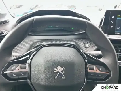 Photo 15 Peugeot 208  Electrique 50 kWh 136ch