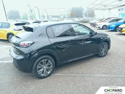 Photo 25 Peugeot 208  Electrique 50 kWh 136ch