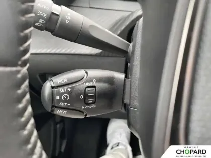 Photo 28 Peugeot 208  BLUEHDI 100 S&S BVM6