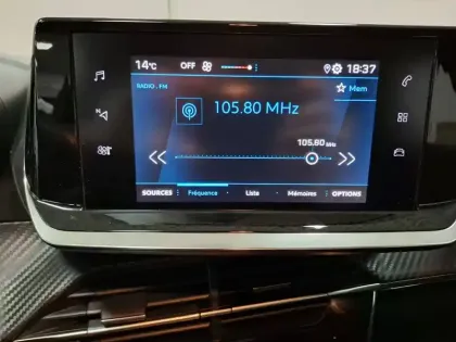 Photo 30 Peugeot 208  PureTech 75 S&S BVM5