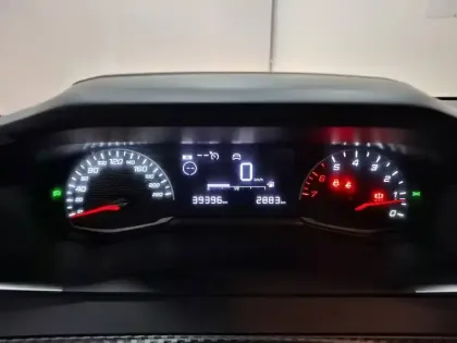 Photo 24 Peugeot 208  PureTech 75 S&S BVM5