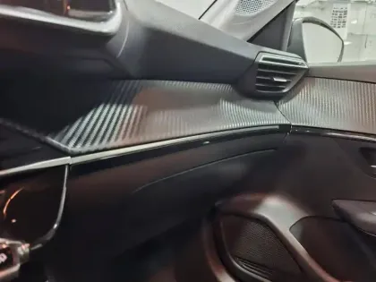 Photo 28 Peugeot 208  PureTech 75 S&S BVM5