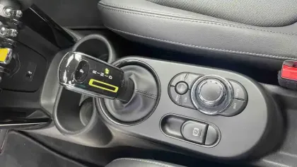 Photo 9 Mini Mini Hatch 3 Portes Cooper SE 184 ch