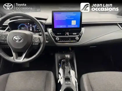 Photo 17 Toyota Corolla  Touring Sports Hybride 140ch