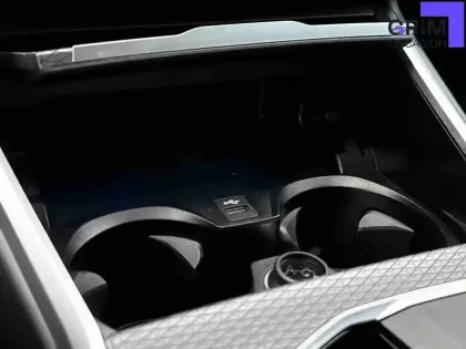 Photo 29 BMW Serie 3 320d xDrive 190 ch BVA8