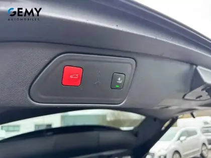 Photo 19 Peugeot 3008  Hybrid 225 e-EAT8