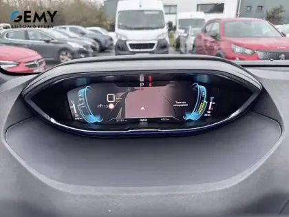 Photo 17 Peugeot 3008  Hybrid 225 e-EAT8