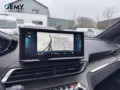 Photo 12 Peugeot 3008  Hybrid 225 e-EAT8