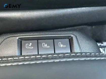 Photo 73 Peugeot 2008  Hybrid 145 e-DCS6