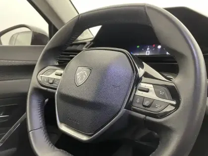 Photo 28 Peugeot 308  BlueHDi 130ch S&S EAT8