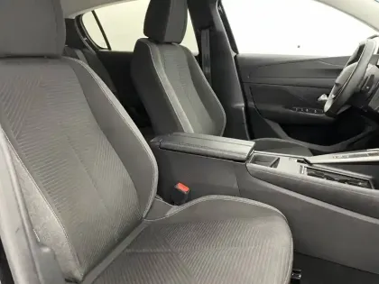 Photo 26 Peugeot 308  BlueHDi 130ch S&S EAT8