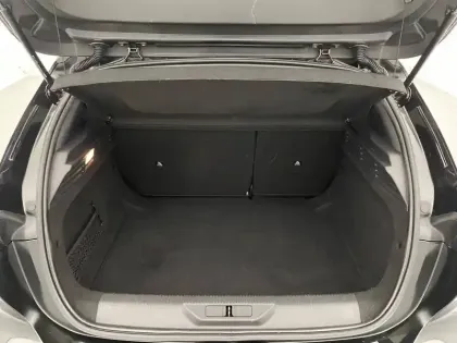 Photo 12 Peugeot 308  BlueHDi 130ch S&S EAT8