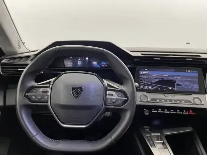 Photo 21 Peugeot 308  BlueHDi 130ch S&S EAT8