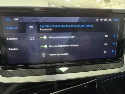 Photo 27 Peugeot 2008  Hybrid 145 e-DCS6