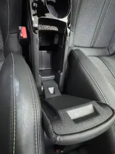 Photo 23 Peugeot 2008  Hybrid 145 e-DCS6