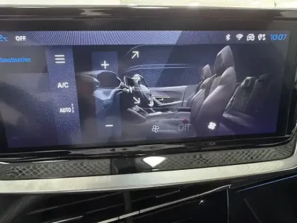 Photo 29 Peugeot 2008  Hybrid 145 e-DCS6