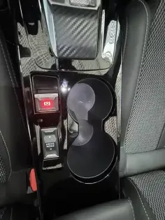 Photo 21 Peugeot 2008  Hybrid 145 e-DCS6