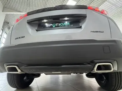 Photo 12 Peugeot 2008  Hybrid 145 e-DCS6