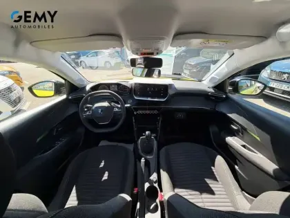 Photo 47 Peugeot 208  PureTech 100 S&S BVM6