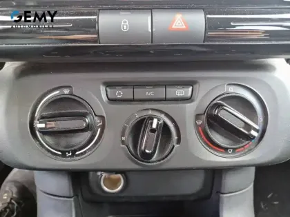 Photo 18 Citroën C3  PureTech 83 S&S BVM5