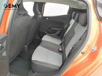 Photo 9 Renault Clio  E-Tech full hybrid 145 ch GSR2