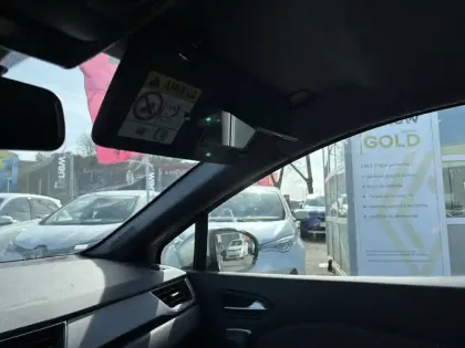 Photo 80 Renault Captur  E-Tech full hybrid 145 ch