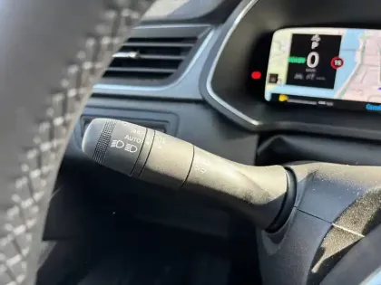 Photo 73 Renault Captur  E-Tech full hybrid 145 ch