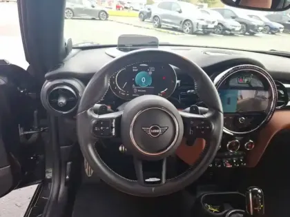 Photo 5 Mini Mini Cabriolet John Cooper Works 231 ch BVA8