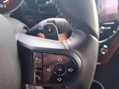 Photo 21 Mini Mini Cabriolet John Cooper Works 231 ch BVA8