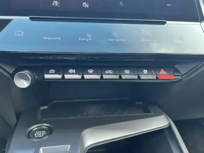 Photo 17 Peugeot 308  PHEV 225 e-EAT8