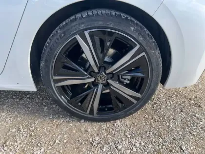 Photo 10 Peugeot 308  PHEV 225 e-EAT8