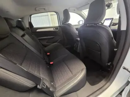 Photo 14 Renault Arkana  E-Tech hybride 145 - 22