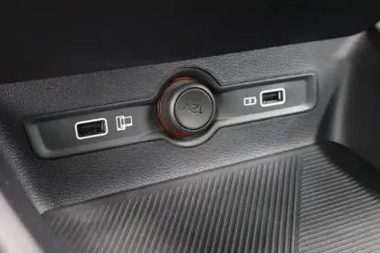 Photo 58 Mg Mg5  Autonomie Standard 50kWh - 130 kW 2WD