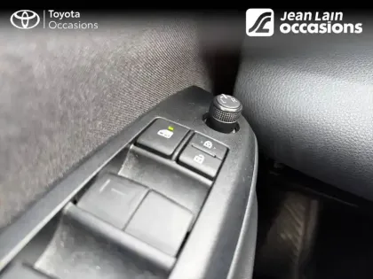 Photo 39 Toyota Yaris  Hybride 116h