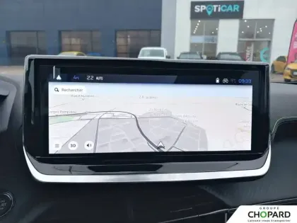 Photo 13 Peugeot 2008  Hybrid 145 e-DCS6