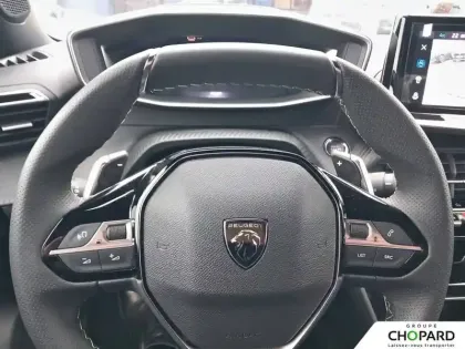 Photo 15 Peugeot 2008  Hybrid 145 e-DCS6