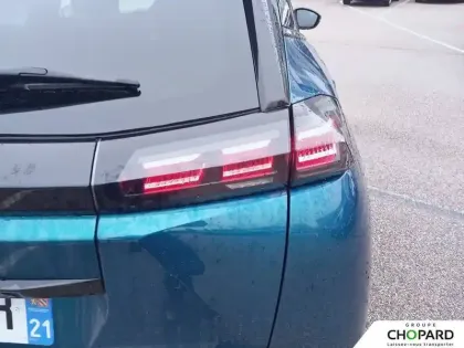 Photo 56 Peugeot 2008  Hybrid 145 e-DCS6