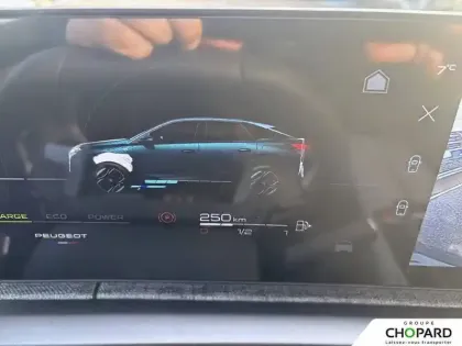 Photo 58 Peugeot 3008  Hybrid 145 e-DCS6