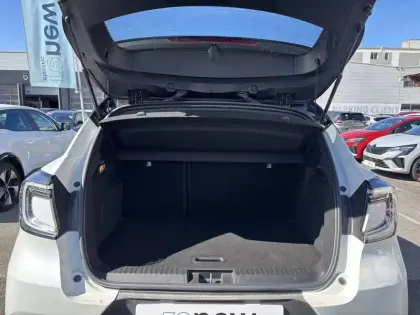 Photo 18 Renault Captur  E-Tech full hybrid 145 ch