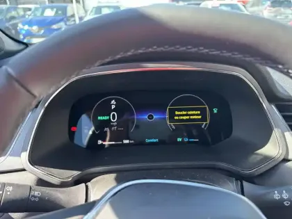 Photo 28 Renault Captur  E-Tech full hybrid 145 ch