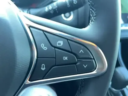 Photo 25 Renault Symbioz  E-Tech full hybrid 145