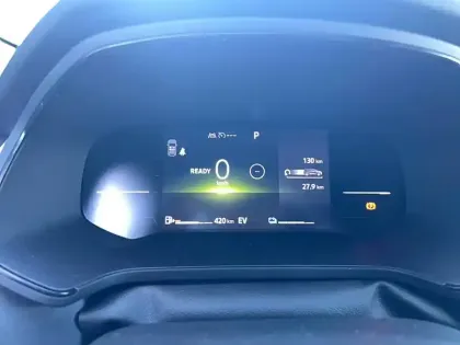 Photo 33 Renault Symbioz  E-Tech full hybrid 145