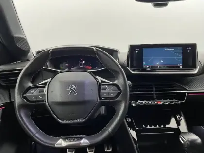 Photo 21 Peugeot 208  PureTech 100 S&S BVM6